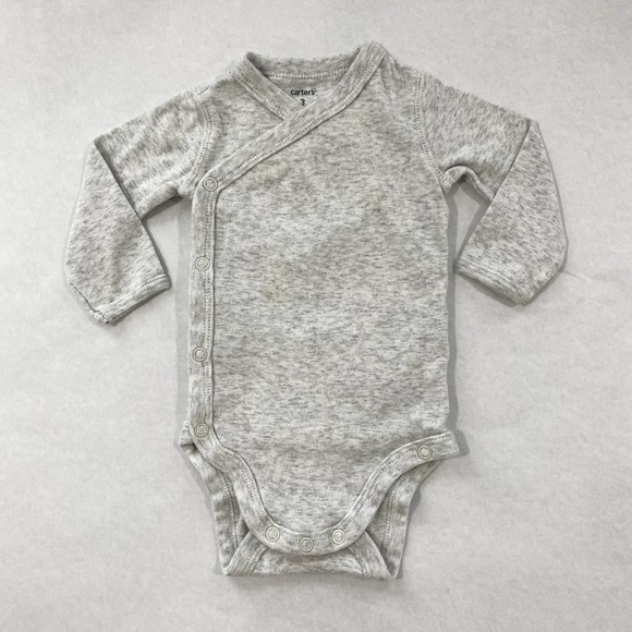 Set of Long Sleeve Onesie bodysuits by Carter's 100% Cotton - Picture 2 of 16